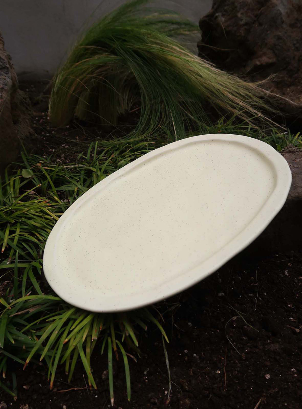수풀 - Ceramic sand oval plate