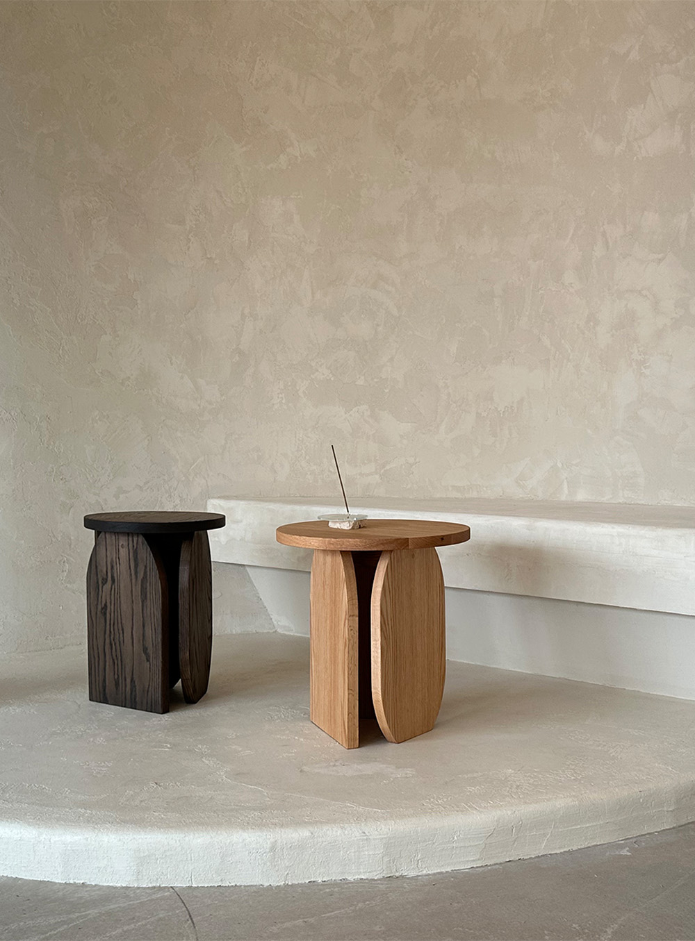 에이피알론드 - MARTIA oak stool
