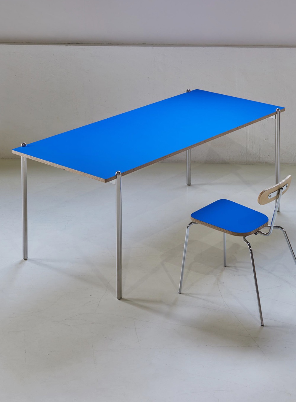 매직볼트 - Plank Table